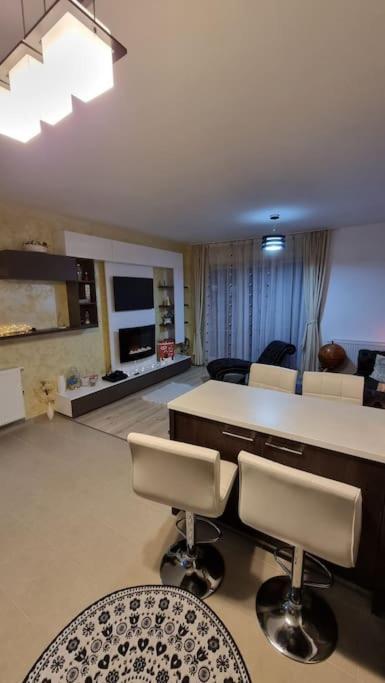 Apartament 3 Camere Avantgarden Şelimbăr Exterior foto